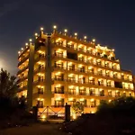 Sunflower Hotell 3*