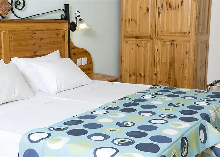 Sunflower 3* Аура