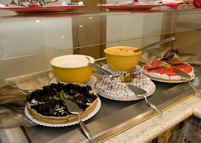 Sunflower Отель Аура