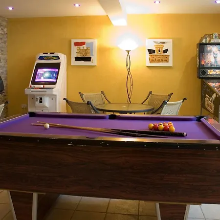 Hotel Sunflower 3*